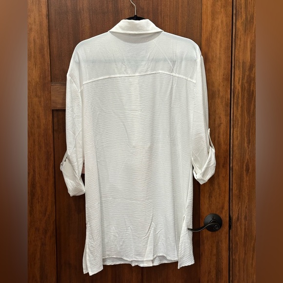 White Button-Up Tunic by Love Maven - Picture 2 of 6